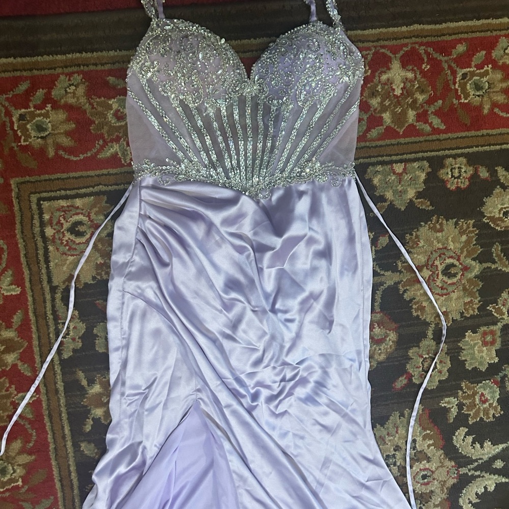 Elegant Lavender prom dress
